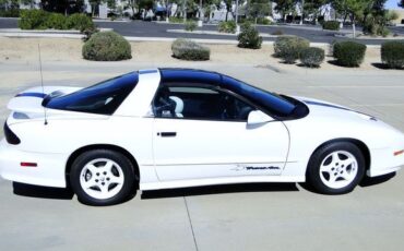 Pontiac-Firebird-1994-White-White-18