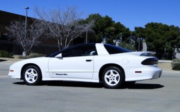Pontiac-Firebird-1994-White-White-19