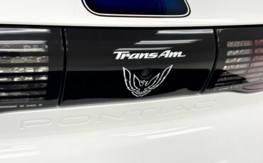 Pontiac-Firebird-1994-White-White-19
