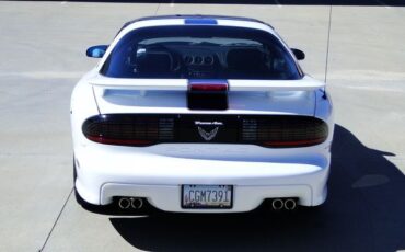 Pontiac-Firebird-1994-White-White-2