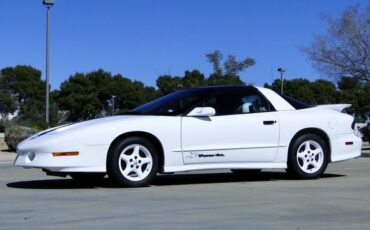 Pontiac-Firebird-1994-White-White-21