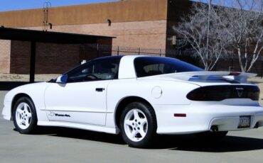 Pontiac-Firebird-1994-White-White-24