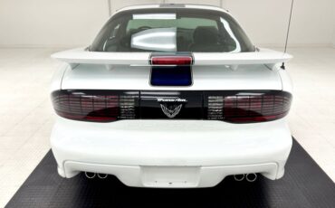 Pontiac-Firebird-1994-White-White-3
