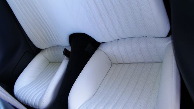 Pontiac-Firebird-1994-White-White-37