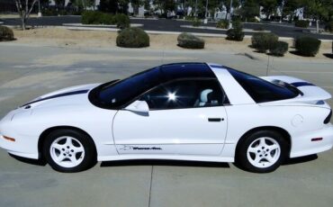 Pontiac-Firebird-1994-White-White
