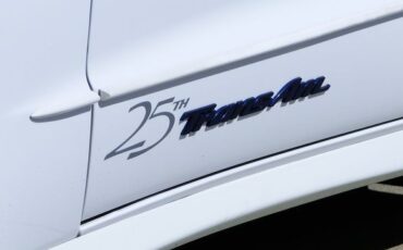 Pontiac-Firebird-1994-White-White-7