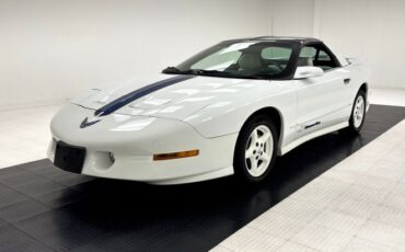 Pontiac-Firebird-1994-White-White-9