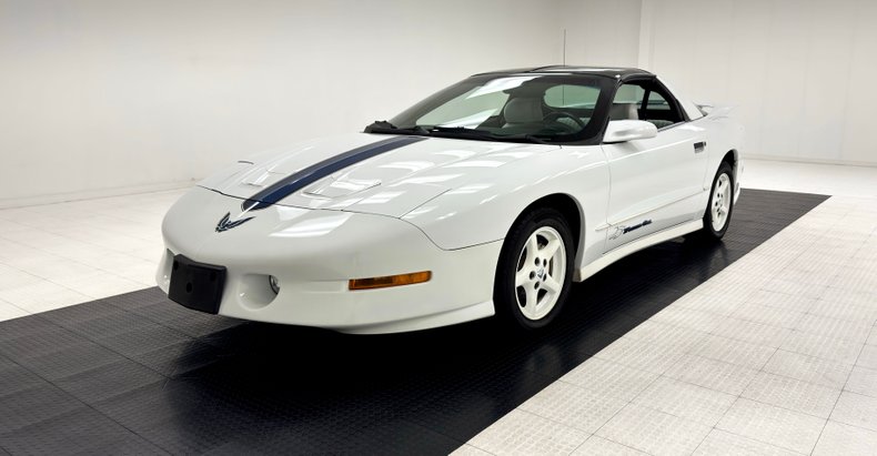 Pontiac-Firebird-1994-White-White-9
