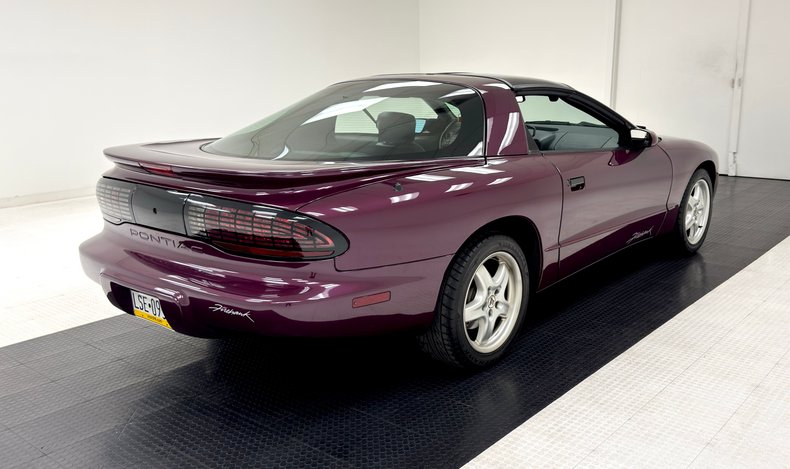 Pontiac-Firebird-1995-Medium-Dark-Purple-M-Graphite-15