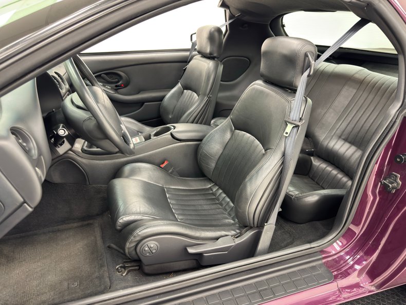Pontiac-Firebird-1995-Medium-Dark-Purple-M-Graphite-35
