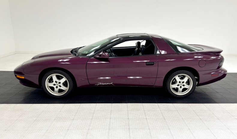 Pontiac-Firebird-1995-Medium-Dark-Purple-M-Graphite