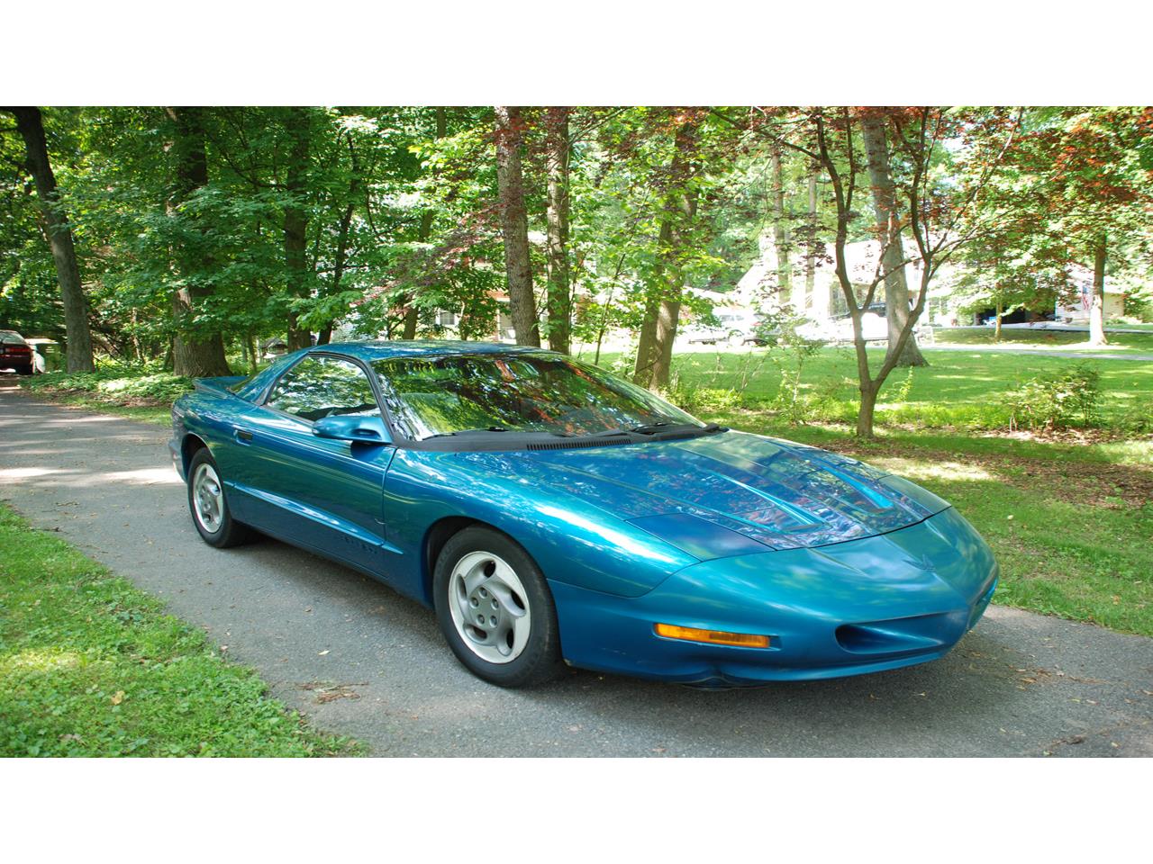 Pontiac-Firebird-1995-Teal-Blue-Metallic-Grey-5