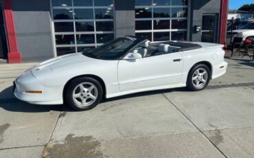 Pontiac-Firebird-1995-White-White-Leather-12