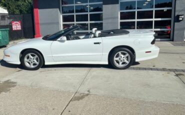 Pontiac-Firebird-1995-White-White-Leather-8