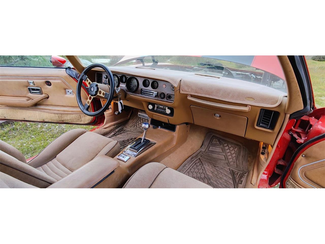 Pontiac-Firebird-formula-1978-Red-with-Black-Strip-Tan-12