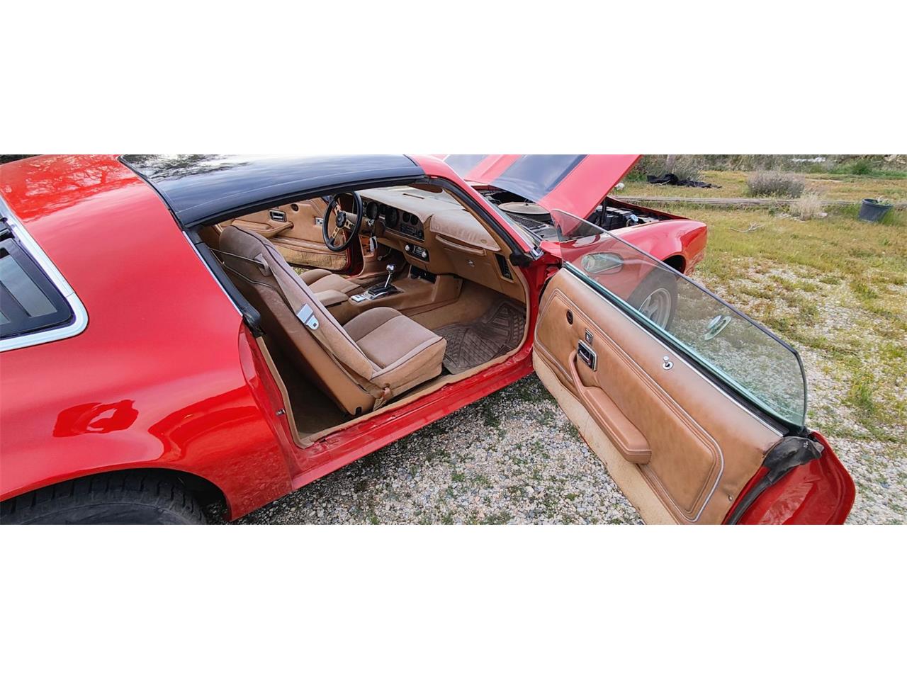 Pontiac-Firebird-formula-1978-Red-with-Black-Strip-Tan-7