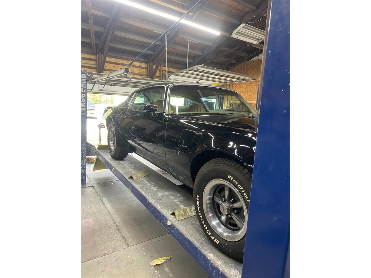 Pontiac-Firebird-trans-am-1977-Black-Bucskin-9
