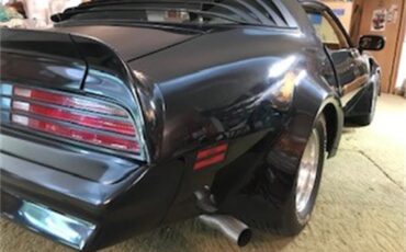 Pontiac-Firebird-trans-am-1978-Black-Gold-21