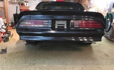 Pontiac-Firebird-trans-am-1978-Black-Gold-5
