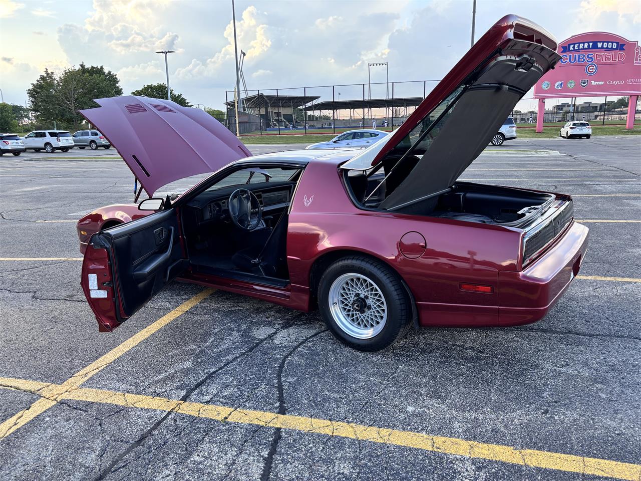 Pontiac-Firebird-trans-am-1990-Maroon-Charcoalblack-27