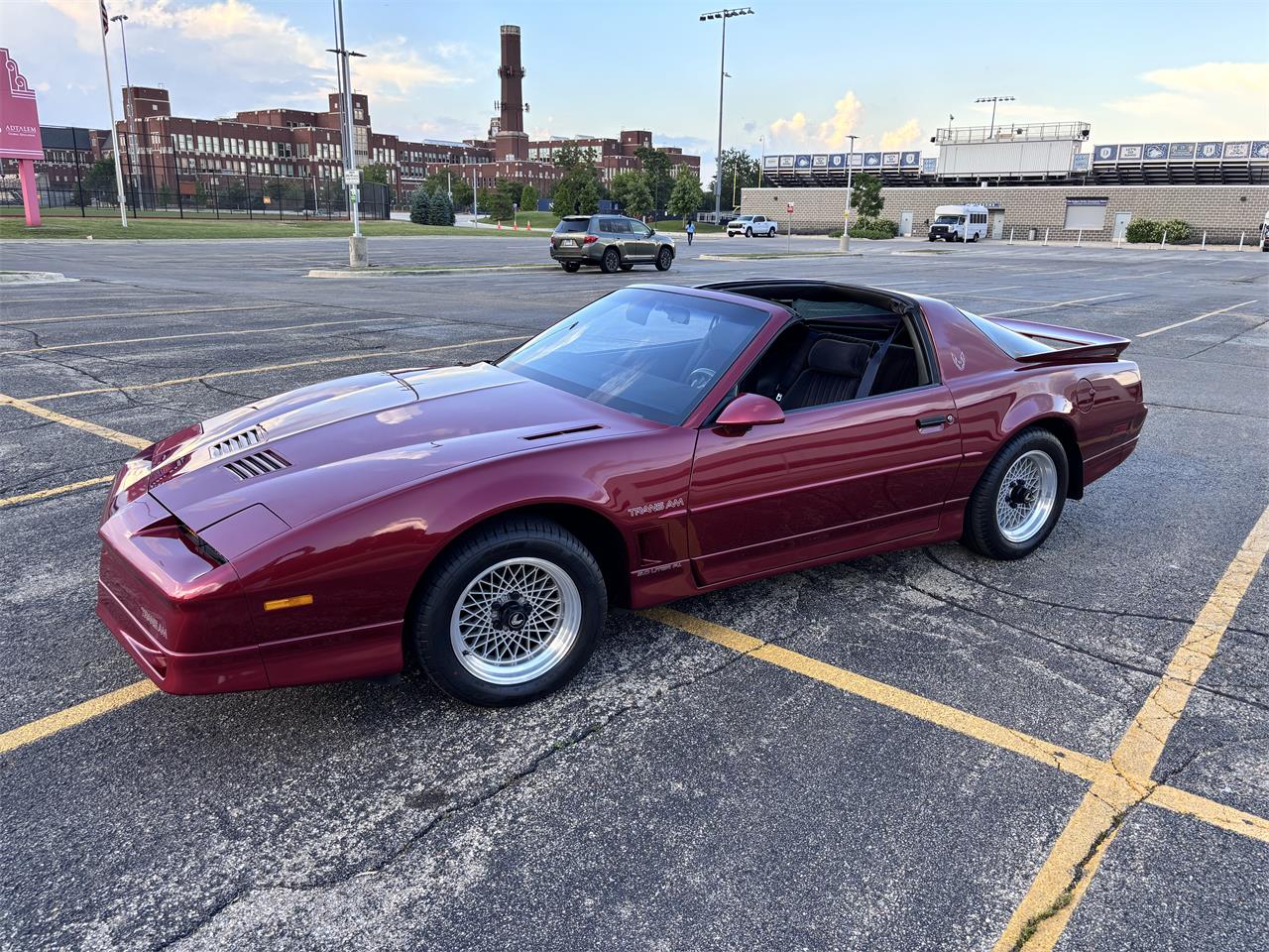 Pontiac-Firebird-trans-am-1990-Maroon-Charcoalblack