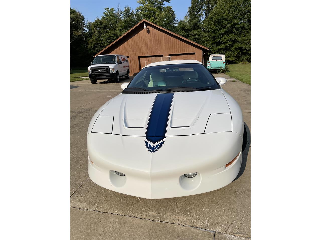 Pontiac-Firebird-trans-am-1994-Bright-white-primary-White-1