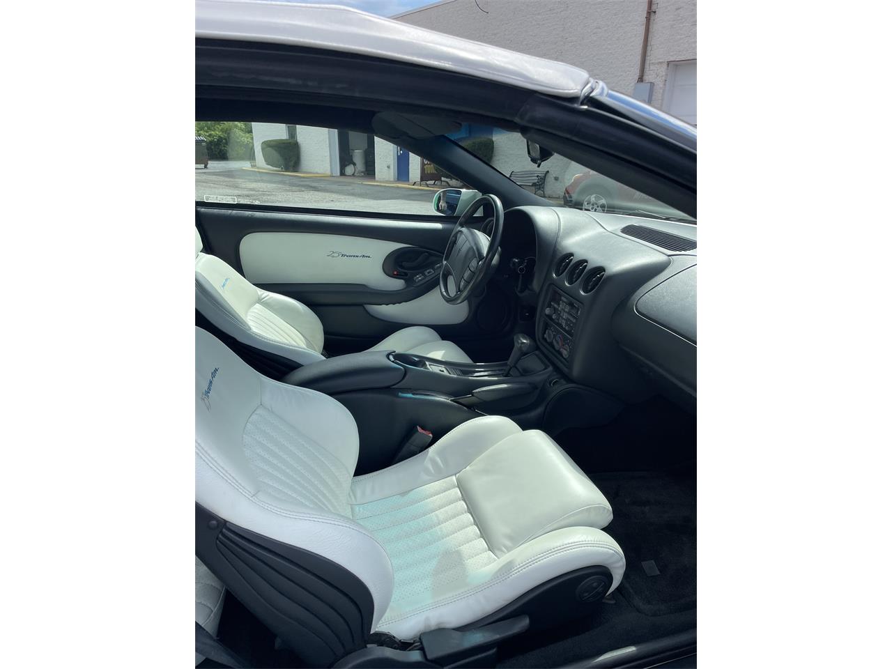 Pontiac-Firebird-trans-am-1994-Bright-white-primary-White-11