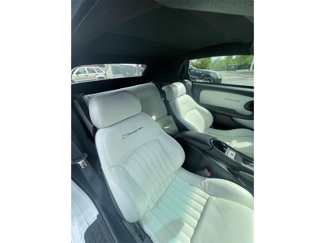Pontiac-Firebird-trans-am-1994-Bright-white-primary-White-12