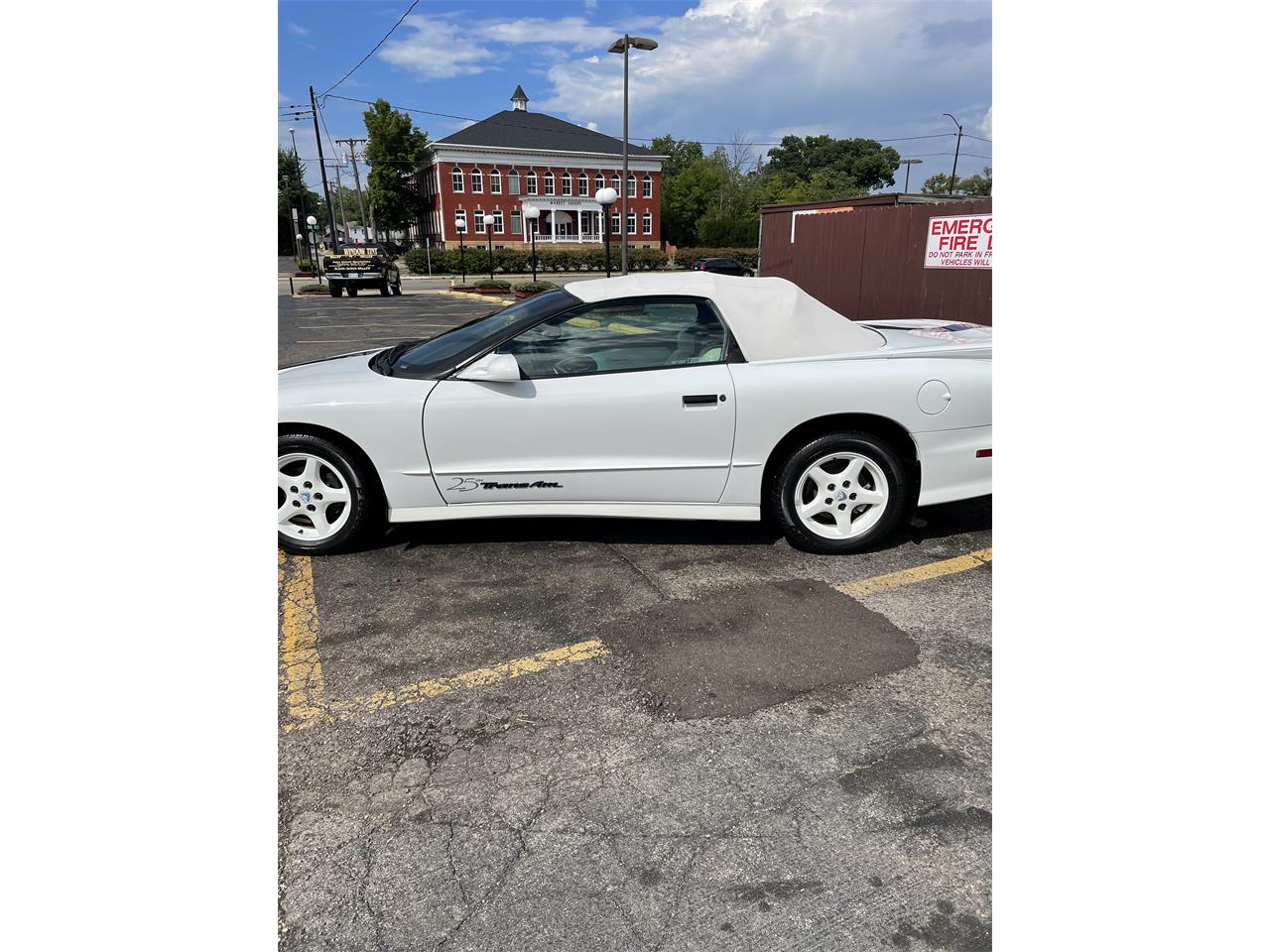 Pontiac-Firebird-trans-am-1994-Bright-white-primary-White-4