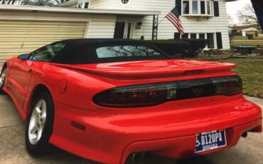 Pontiac-Firebird-trans-am-1995-Red-Gray-1