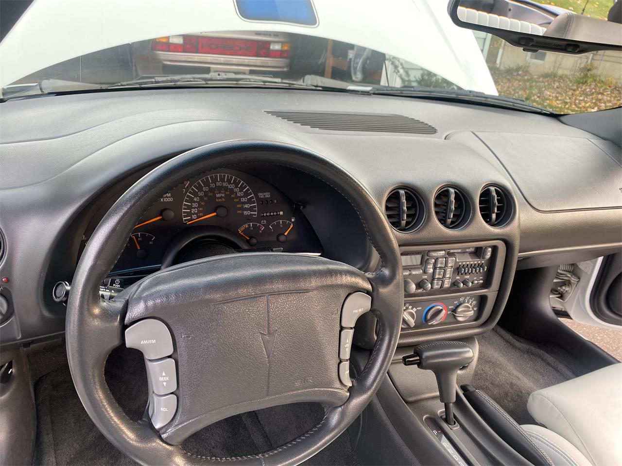 Pontiac-Firebird-trans-am-gt-25th-anniversary-1994-White-White-5