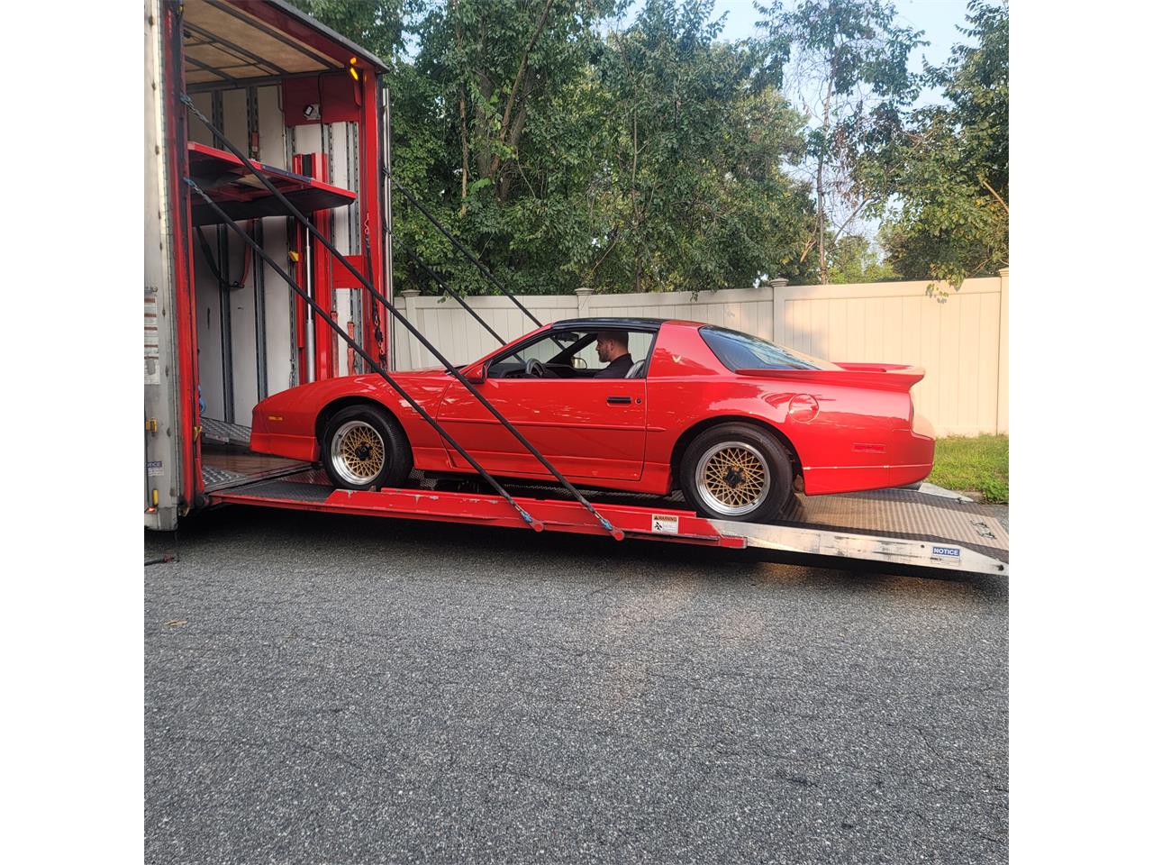 Pontiac-Firebird-trans-am-gta-1989-red-grey-4