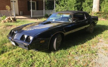 Pontiac-Firebird-trans-am-se-1979-Black-and-Gold-Black-4