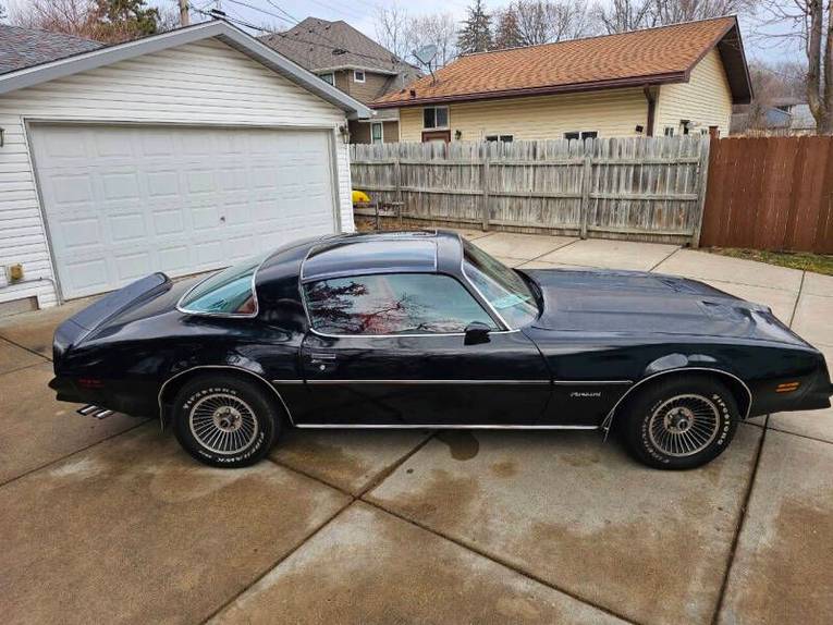 Pontiac-Formula-1978-black-red-14