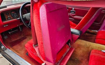 Pontiac-Formula-1978-black-red-24