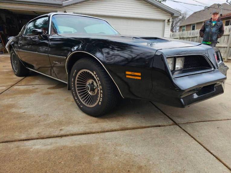 Pontiac-Formula-1978-black-red-3