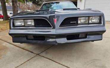Pontiac-Formula-1978-black-red