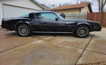 Pontiac-Formula-1978-black-red-4