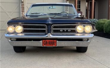 Pontiac-GTO-1964-2-Door-Convertible-1