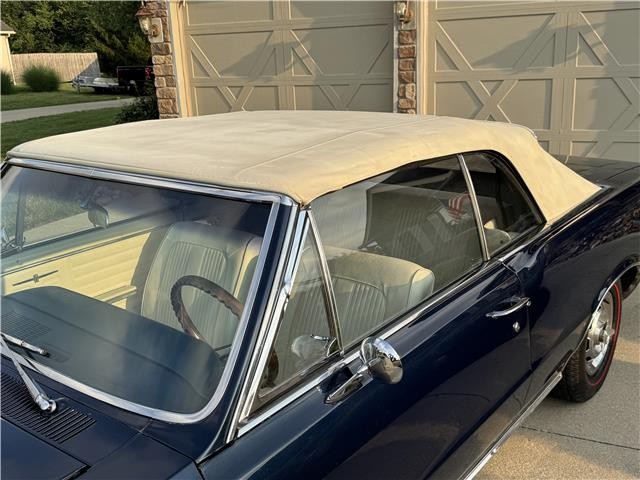 Pontiac-GTO-1964-2-Door-Convertible-14