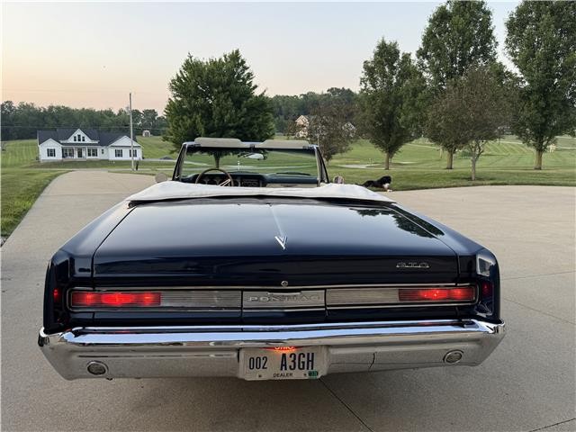 Pontiac-GTO-1964-2-Door-Convertible-2