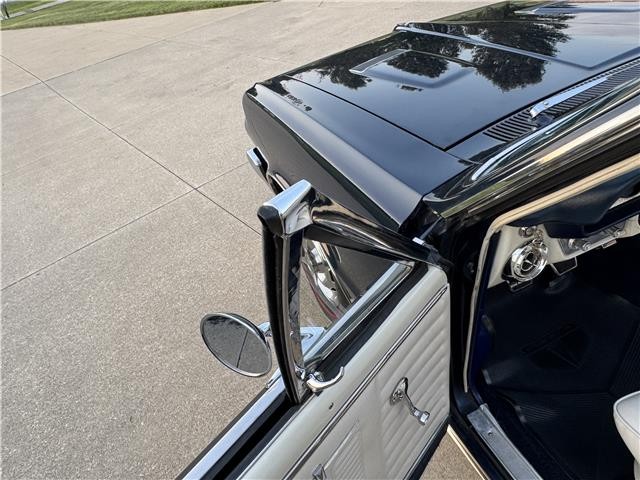 Pontiac-GTO-1964-2-Door-Convertible-37