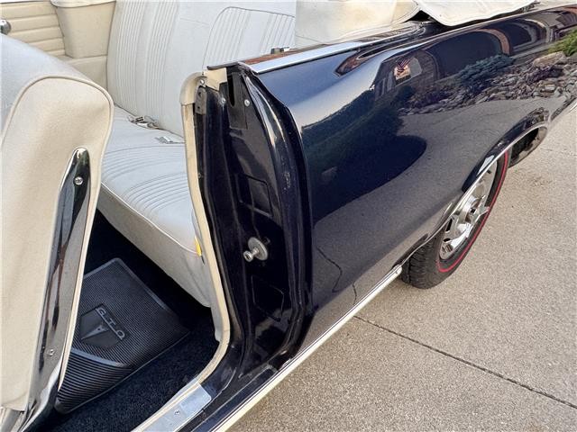 Pontiac-GTO-1964-2-Door-Convertible-38
