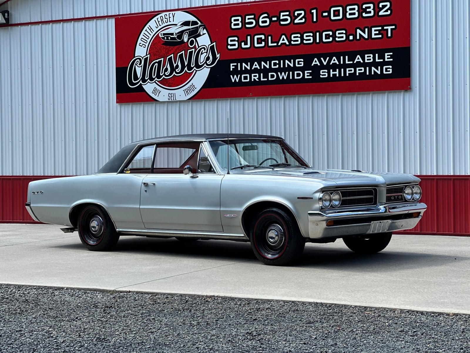 Pontiac-GTO-1964-Coupe-24