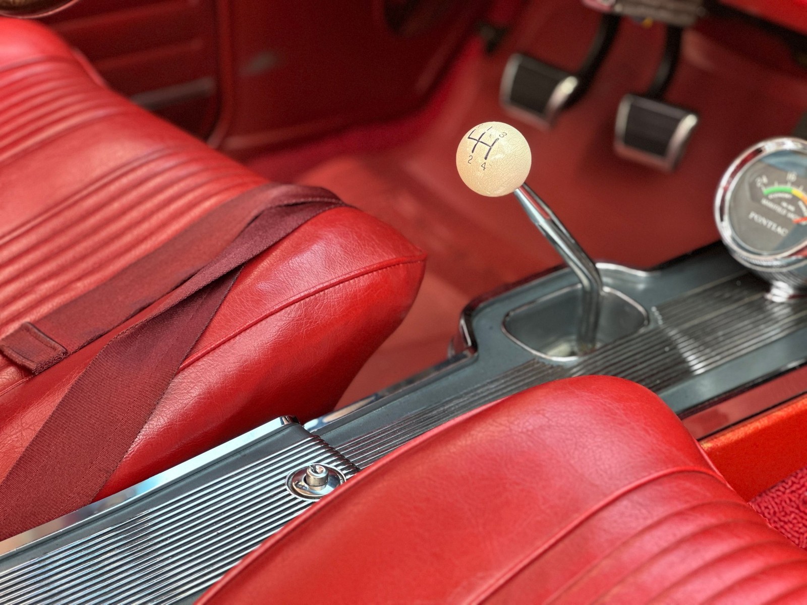 Pontiac-GTO-1964-Coupe-7