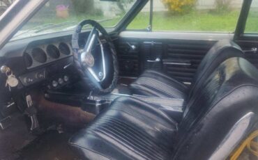 Pontiac-GTO-1964-Sedan-13