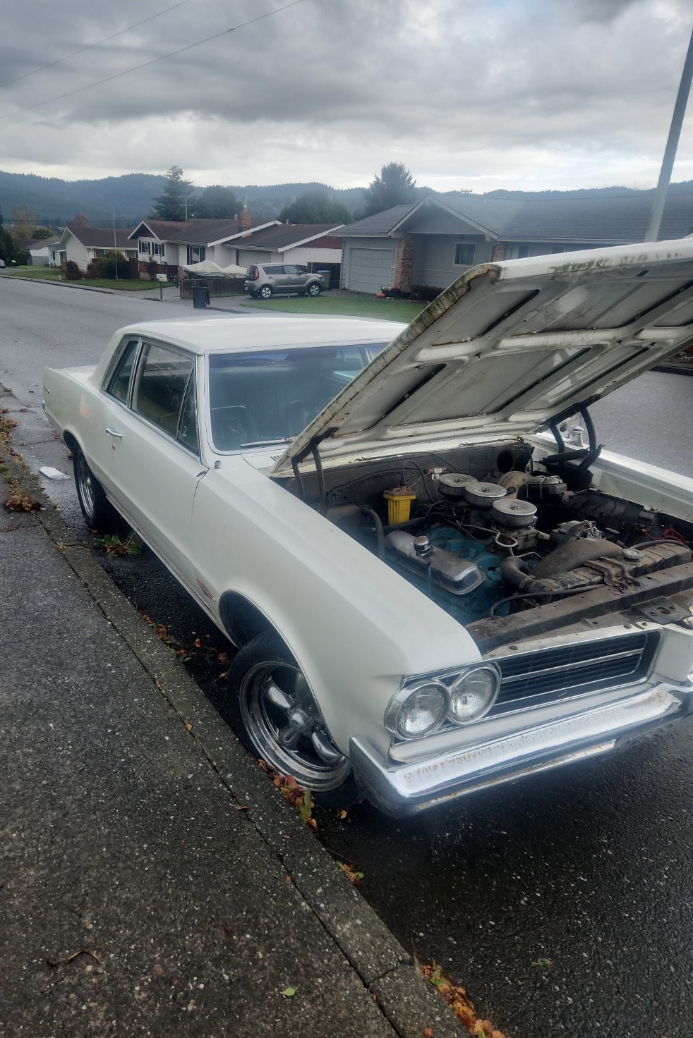 Pontiac-GTO-1964-Sedan-2