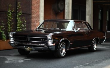 Pontiac-GTO-1965