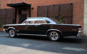 Pontiac-GTO-1965-9