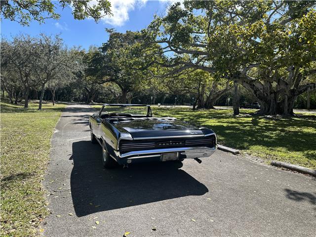 Pontiac-GTO-1966-11